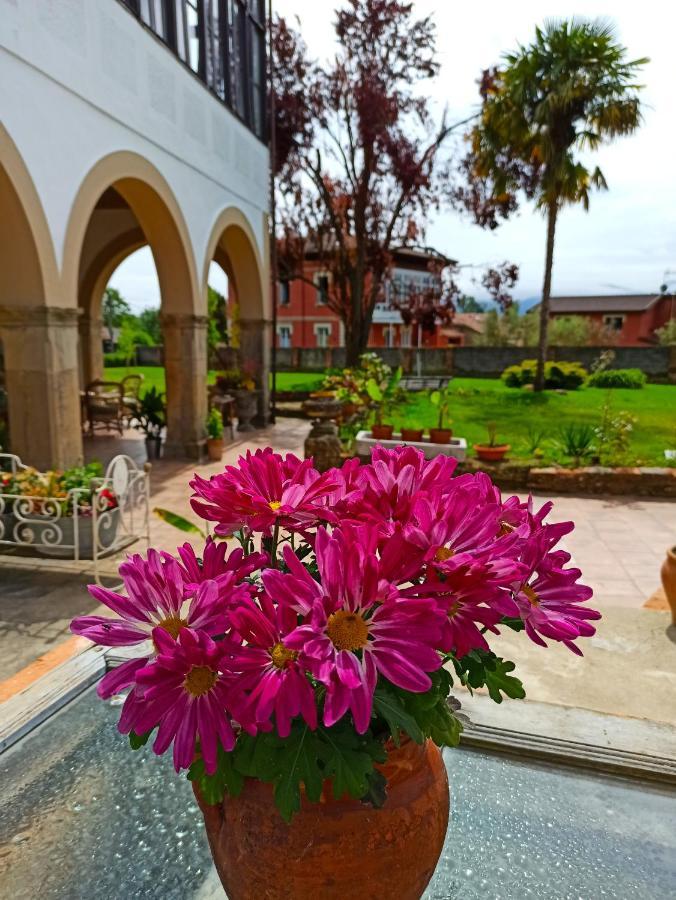 La Venta De Miyares - Casa De Indianos Hotel Piloña Kültér fotó