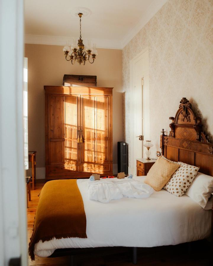 La Venta De Miyares - Casa De Indianos Hotel Piloña Kültér fotó